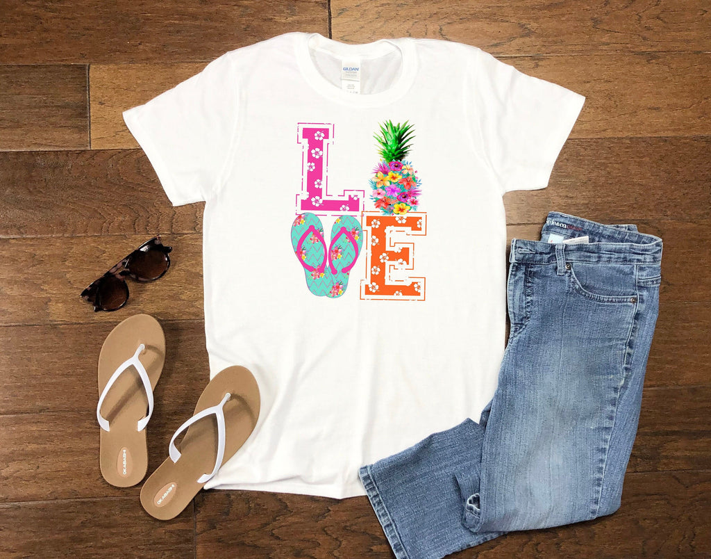 Ladies summer pineapple LOVE shirt - Plus Sizes available  - Great Summer Cotton Tee